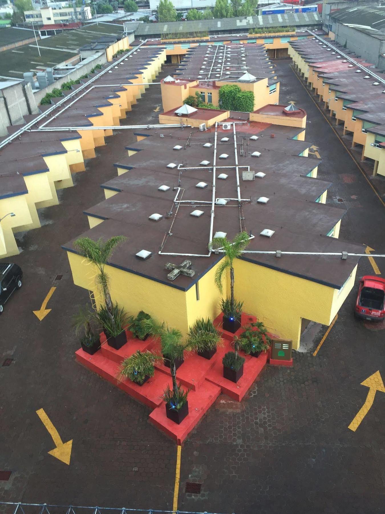 大写O Autoparador Del Valle 3*