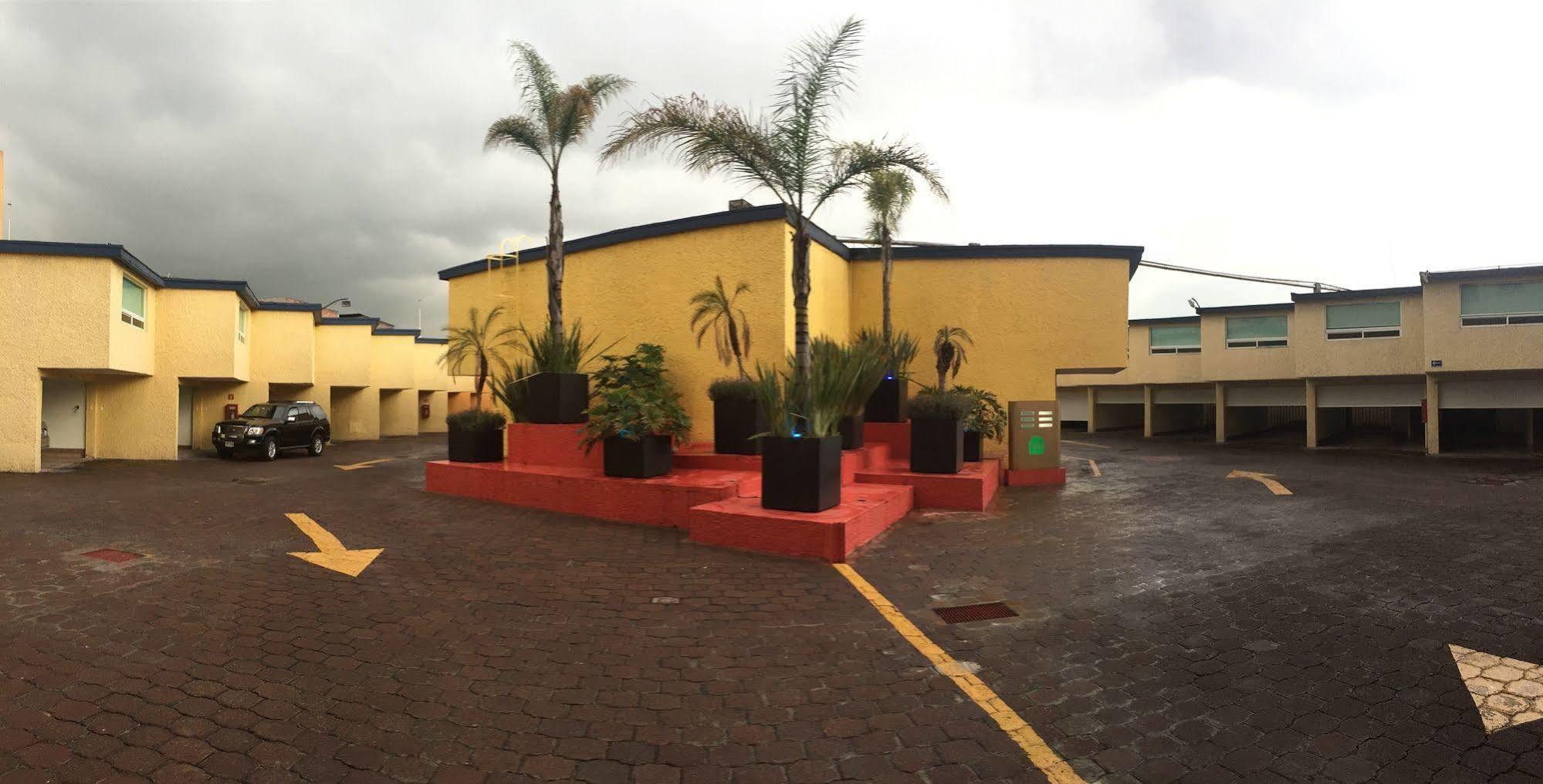 Hotel Capital O Autoparador Del Valle 3酒店*